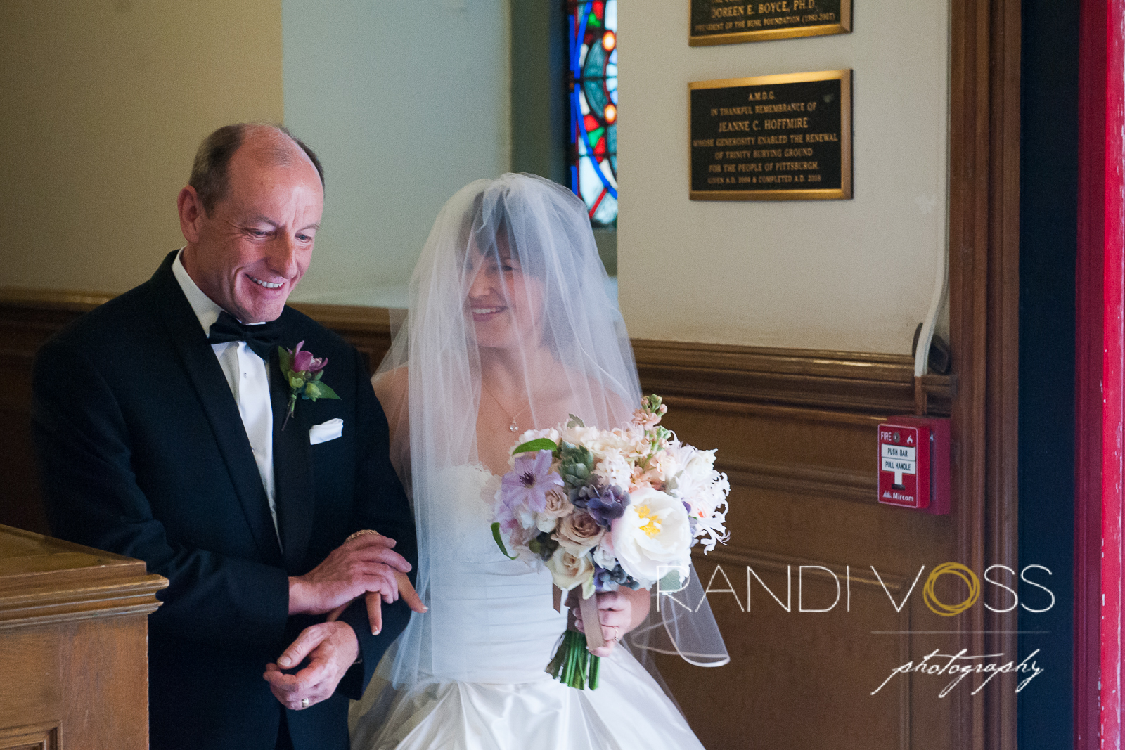08_Heinz History Center Wedding Trinity Chapel Pittsburgh_3455