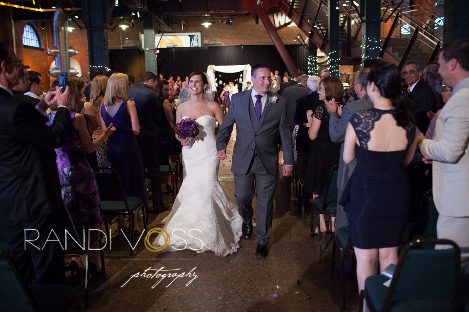 19_Heinz History Center Wedding Photography Pittsburgh_2416