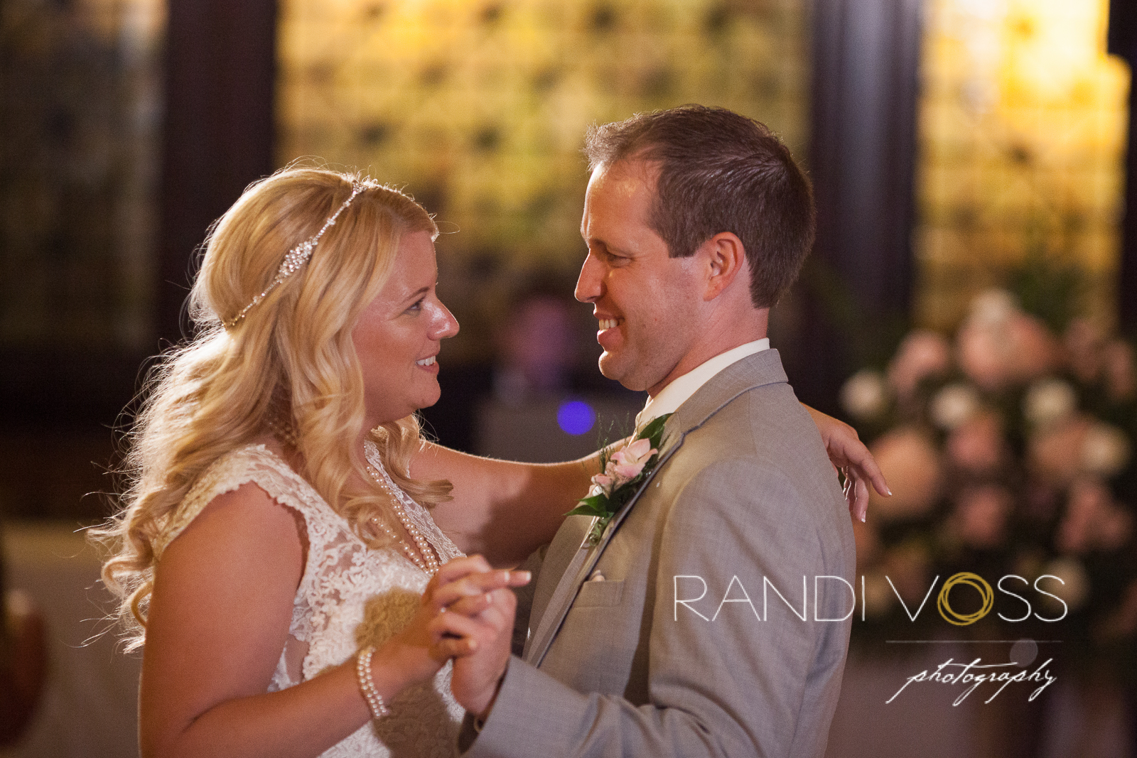 19_Grand Concourse Wedding Photography Pittsburgh_1728